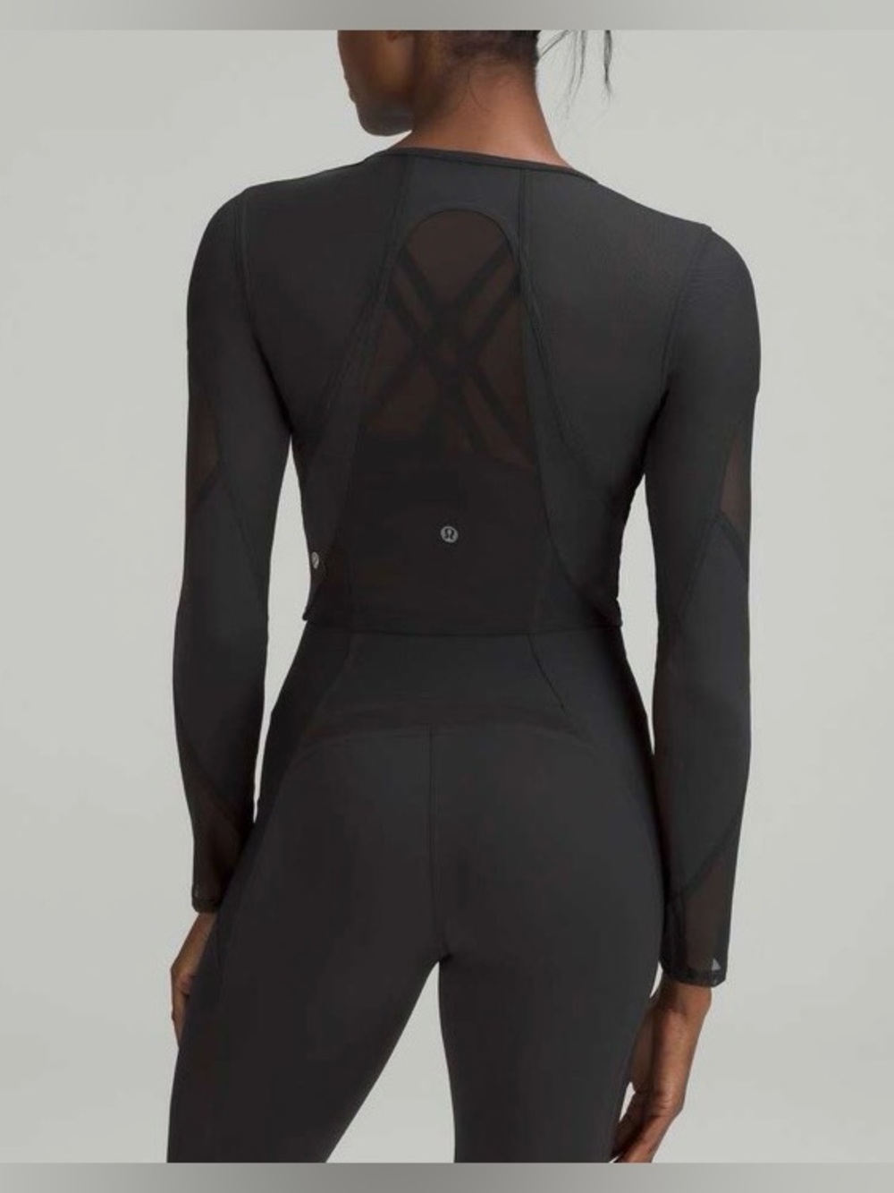 USED (worn once) Lululemon Mesh Panelled Training Long Sleeve Shirt - Black